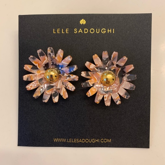 Lele Sadoughi Daisy Button Stud Earrings - Picture 1 of 6